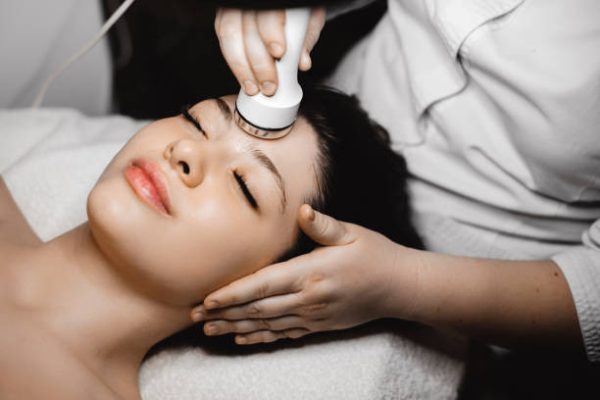 “Naturlift” Anti-Âge à l’acide hyaluronique (30min)