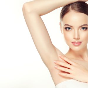 ÉPILATION À LA CIRE  BRAS ENTIERS