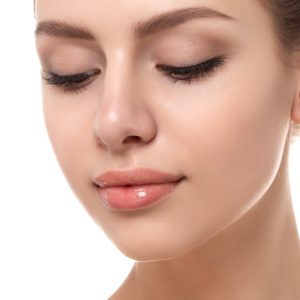 RECONSTRUCTION DES SOURCILS - 1 SÉANCE