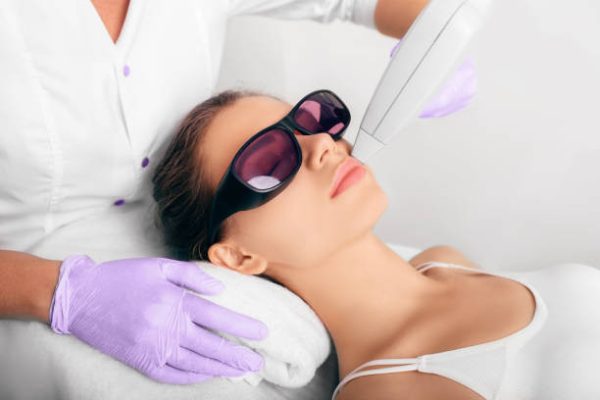 EPILATION LASER-Oreilles-