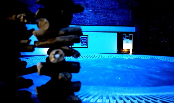 Hammam, sauna et jacuzzi - Privatisation De nos installations/ Tarif par personne – Image 2
