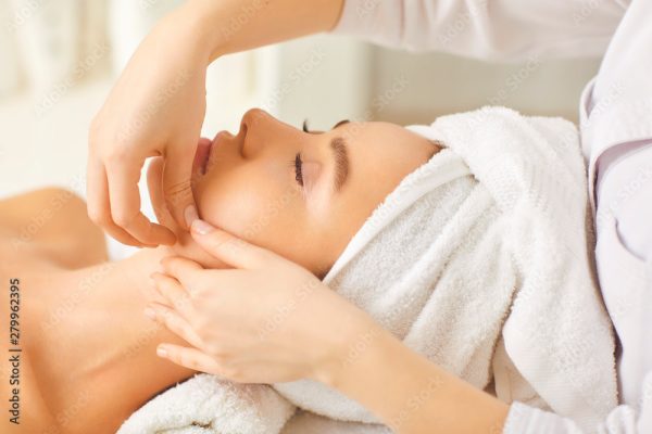 Soin visage "Soin dentelle haute couture" 50 min-My Spa -