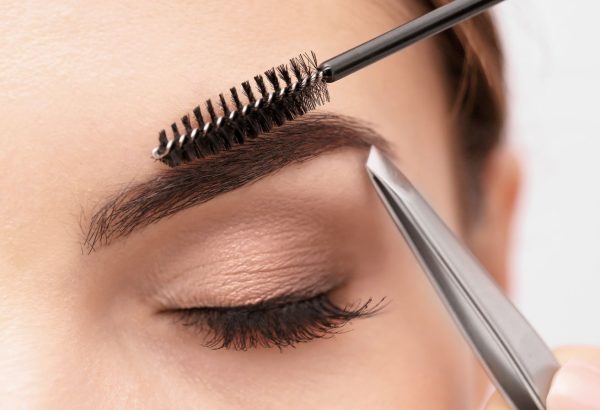 Teinture des sourcils