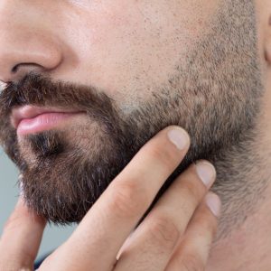 Soin de reconstruction des poils de barbe - 1 SÉANCE